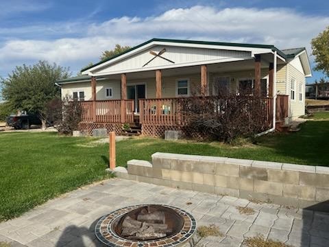 Walk to the water from this Lake Mac home!